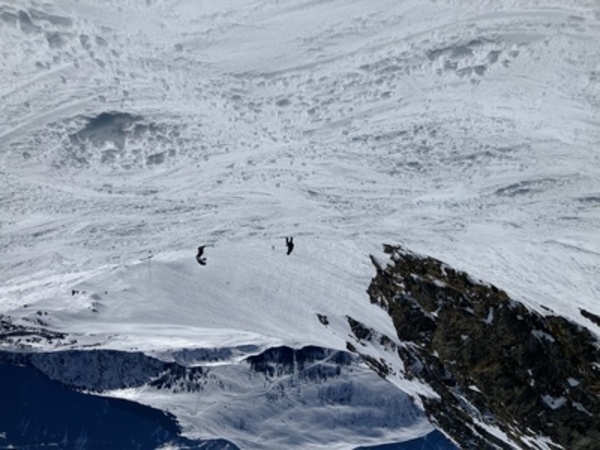 Going down "La Balme" black slope